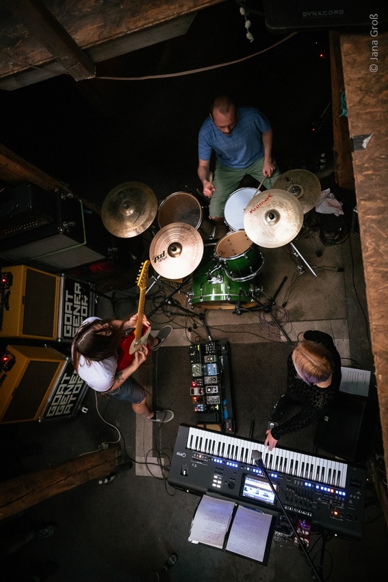 GOAT GENERATOR band photo